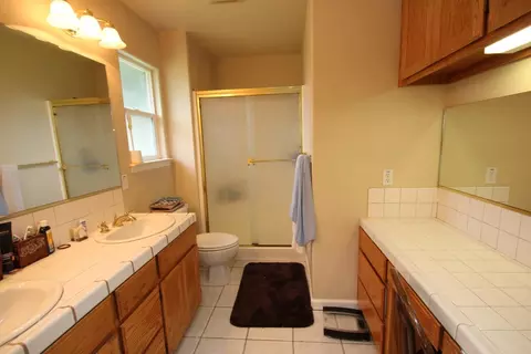 19350 Raintree Ln, Redding, CA 96003 photo 14
