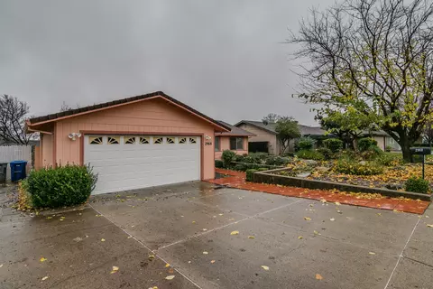 2968 Starlight, Redding, CA 96001 photo 2