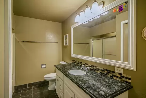 804 Loma St, Redding, CA 96003 photo 10