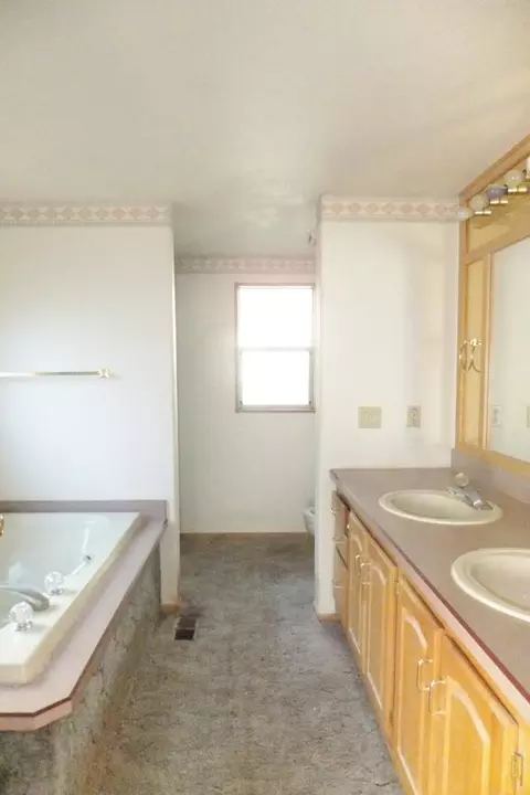 13100 Tierra Oaks Dr, Redding, CA 96003 photo 9