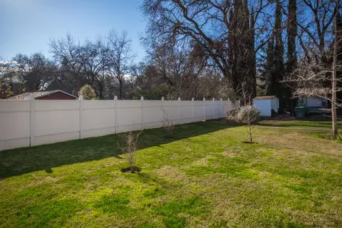 5775 Fagan Dr, Redding, CA 96001 photo 16