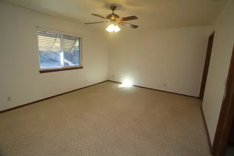 3358 Timbercreek Dr, Redding, CA 96002 photo 4