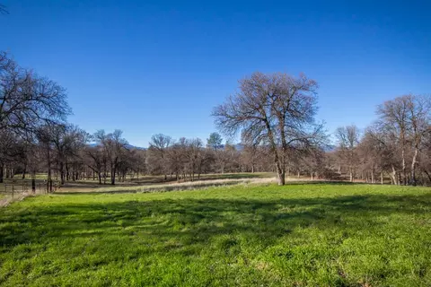 12348 Manzanoaks Dr, Redding, CA 96003 photo 19