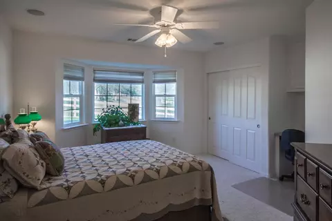 12348 Manzanoaks Dr, Redding, CA 96003 photo 14