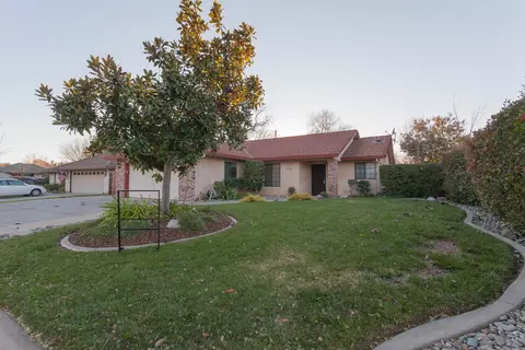 3676 Cherrywood Dr, Redding, CA 96002 photo 3