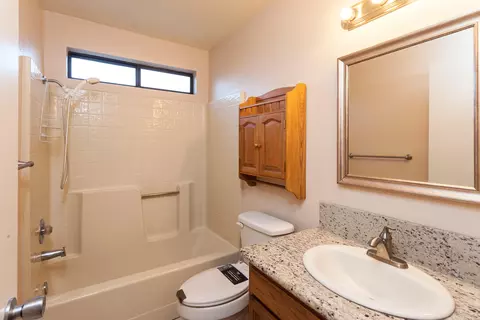 3676 Cherrywood Dr, Redding, CA 96002 photo 17