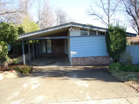 1385 Almond Ave, Redding, CA 96001 photo 2