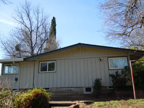 1385 Almond Ave, Redding, CA 96001 photo 15