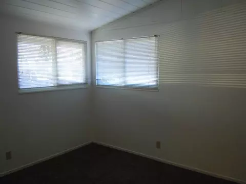 1385 Almond Ave, Redding, CA 96001 photo 28