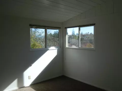 1385 Almond Ave, Redding, CA 96001 photo 31