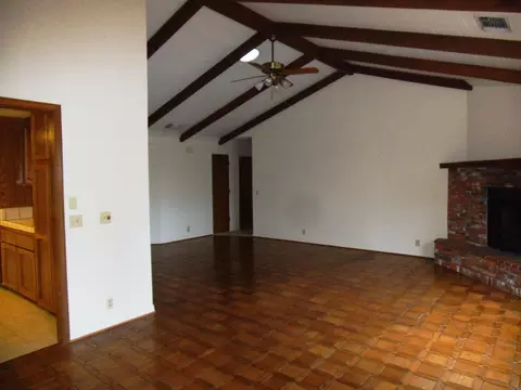 3620 Wasatch Dr, Redding, CA 96001 photo 3
