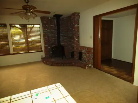 3620 Wasatch Dr, Redding, CA 96001 photo 5