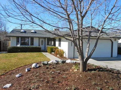 3882 Wolverine Dr, Redding, CA 96001 photo 1
