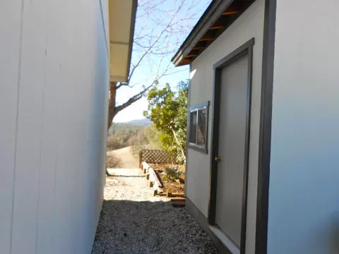 3882 Wolverine Dr, Redding, CA 96001 photo 27