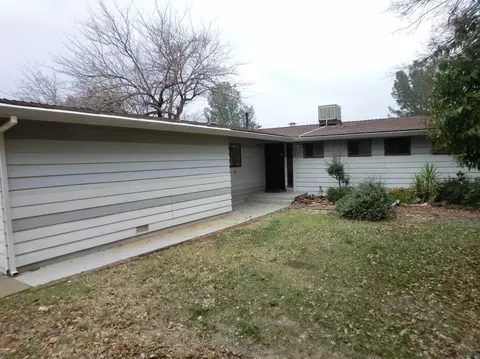 1476 Riviera, Redding, CA 96001 photo 1