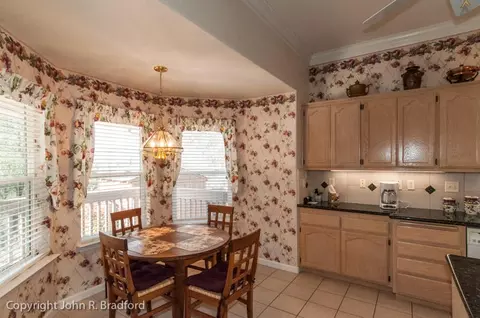 132 Franciscan Trl, Redding, CA 96003 photo 10