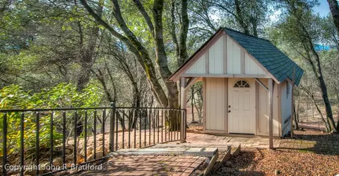 132 Franciscan Trl, Redding, CA 96003 photo 30