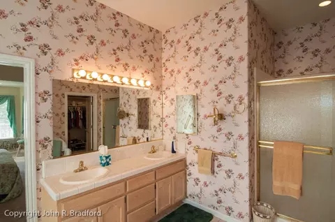 132 Franciscan Trl, Redding, CA 96003 photo 19