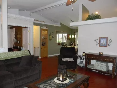 3905 Meadow Oak Way, Redding, CA 96002 photo 3