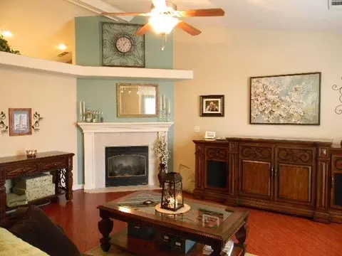 3905 Meadow Oak Way, Redding, CA 96002 photo 2