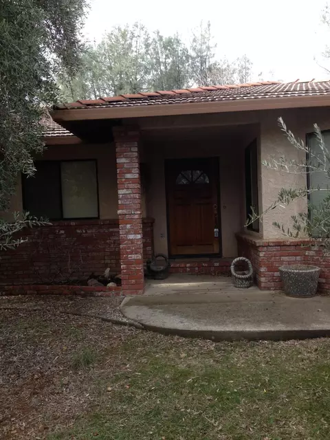 13858 Deep Woods Pl, Redding, CA 96003 photo 3
