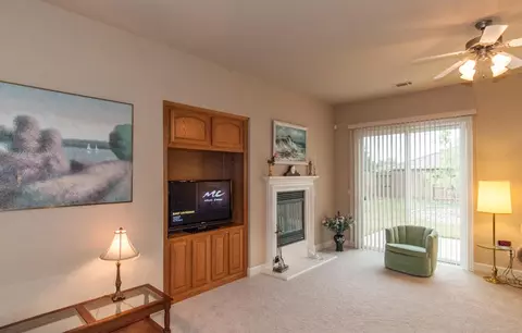 667 Woodacre, Redding, CA 96002 photo 5