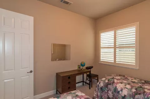 667 Woodacre, Redding, CA 96002 photo 21
