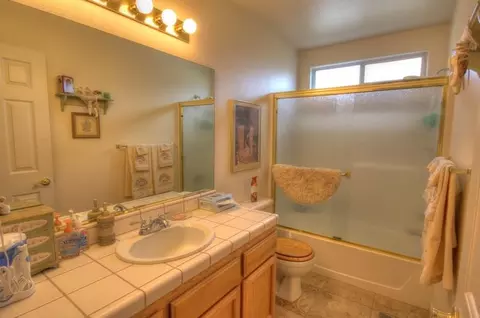 11572 Fox Estates Ct, Redding, CA 96003 photo 13