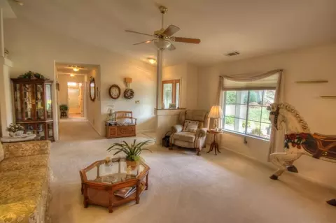 11572 Fox Estates Ct, Redding, CA 96003 photo 4