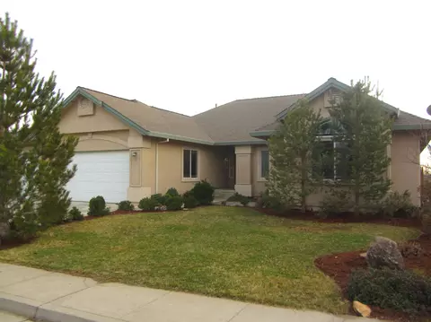997 Rollingview Dr, Redding, CA 96003 photo 3