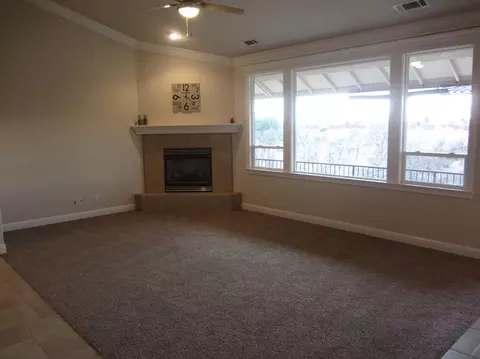 997 Rollingview Dr, Redding, CA 96003 photo 7