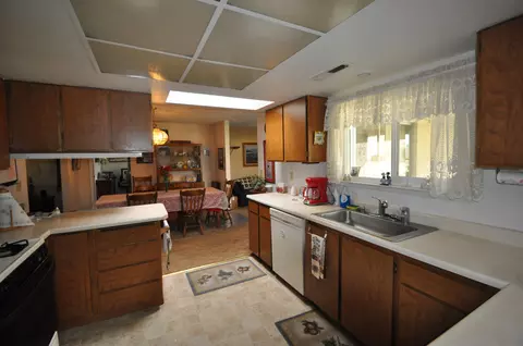21102 Lynda Ln, Anderson, CA 96007 photo 2