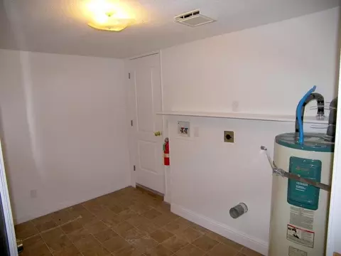 2801 Henderson Rd, Redding, CA 96002 photo 15