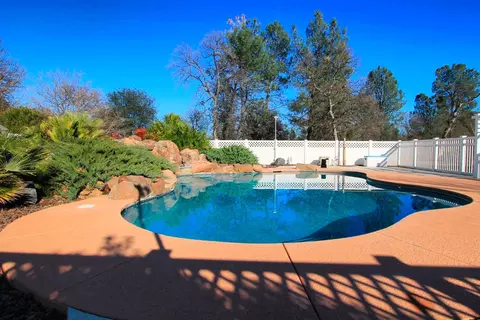 11423 Stillwater Way, Redding, CA 96003 photo 15