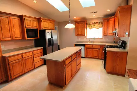 11423 Stillwater Way, Redding, CA 96003 photo 9