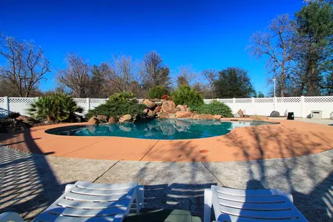 11423 Stillwater Way, Redding, CA 96003 photo 17