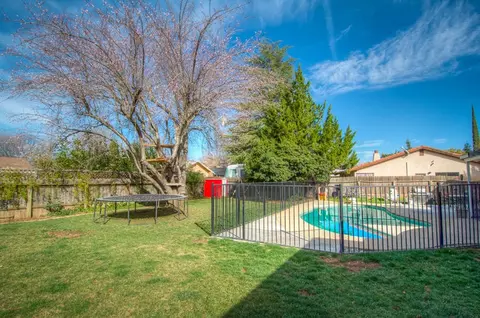 3530 Riverview Dr, Redding, CA 96001 photo 36