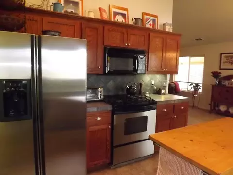 10296 October Ln, Redding, CA 96003 photo 11