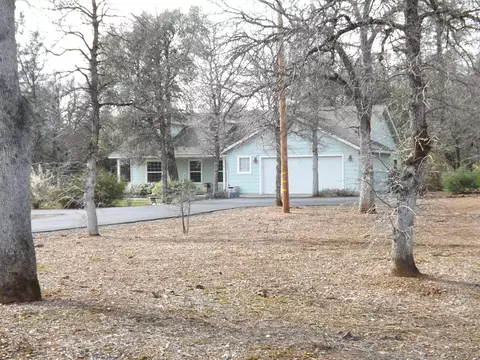 10296 October Ln, Redding, CA 96003 photo 38