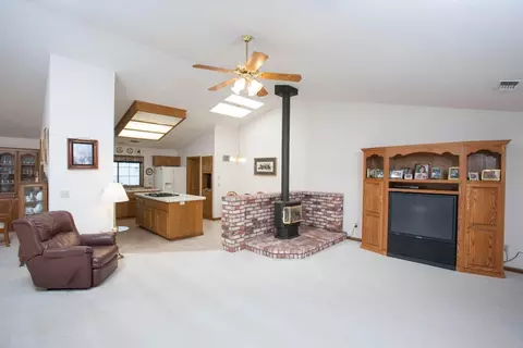 6521 Lucerne Ct, Redding, CA 96001 photo 13
