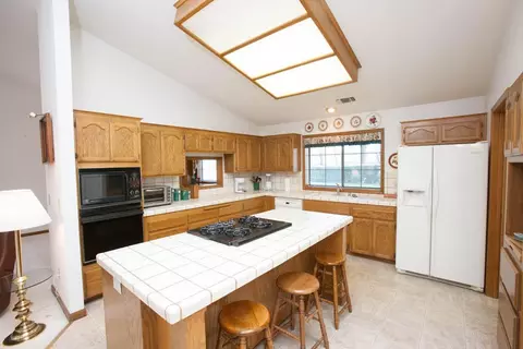 6521 Lucerne Ct, Redding, CA 96001 photo 17