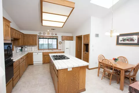 6521 Lucerne Ct, Redding, CA 96001 photo 15