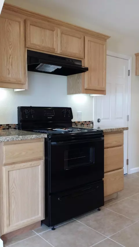 1013 2nd St, Redding, CA 96002 photo 18