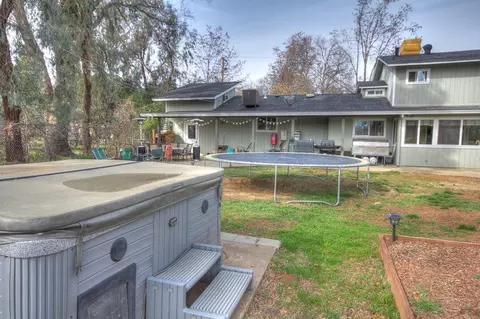 19059 Genevieve Rd, Redding, CA 96003 photo 19