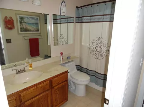 2740 Howard Dr, Redding, CA 96001 photo 14