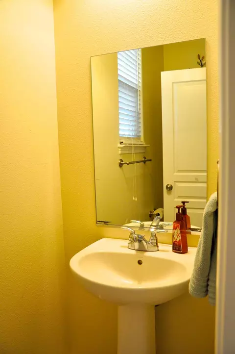 2328 La Villa Way, Redding, CA 96003 photo 7