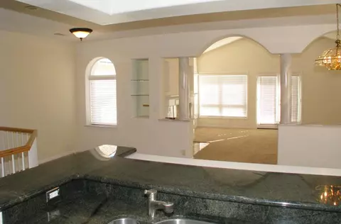 752 Oakhurst Trl, Redding, CA 96003 photo 9