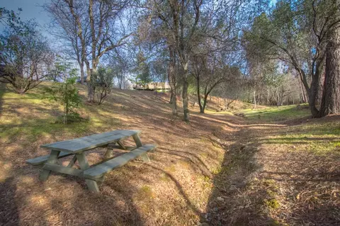 15647 Ranchland Dr, Redding, CA 96001 photo 21