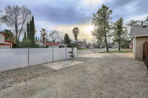 2376 Carnelian Way, Redding, CA 96003 photo 25