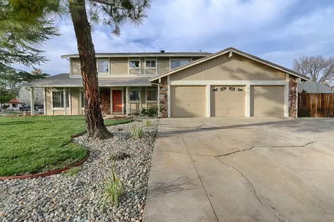 2376 Carnelian Way, Redding, CA 96003 photo 2